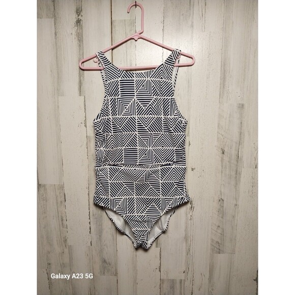 Cole Of California Swimsuit One-Piece, Navy Stripe,  Women's Size 12 - Picture 1 of 7